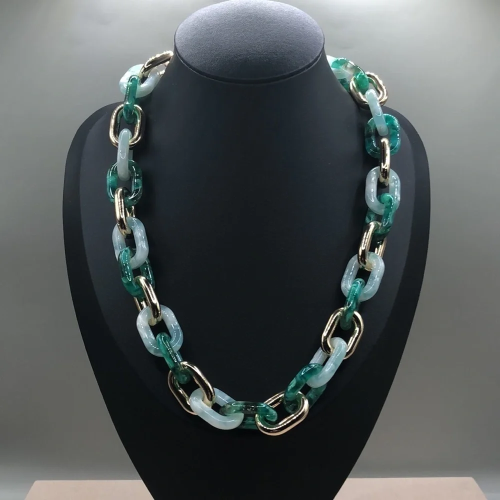 Ann Taylor metal and acrylic chain necklace, trendy statement.